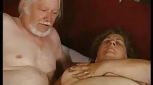 Oralny seks z seksowną McKenzie Lee darmowe filmy polskie erotyczne z Naughty America