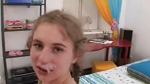 Akcja ręczna z seksowną polskie filmy xxx za darmo Liv Wild od tylko nastoletnich lodzików