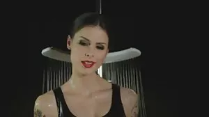 Akcja On The Floor z napalonym Stevie Grey z 1000 filmy polskie sex twarzy